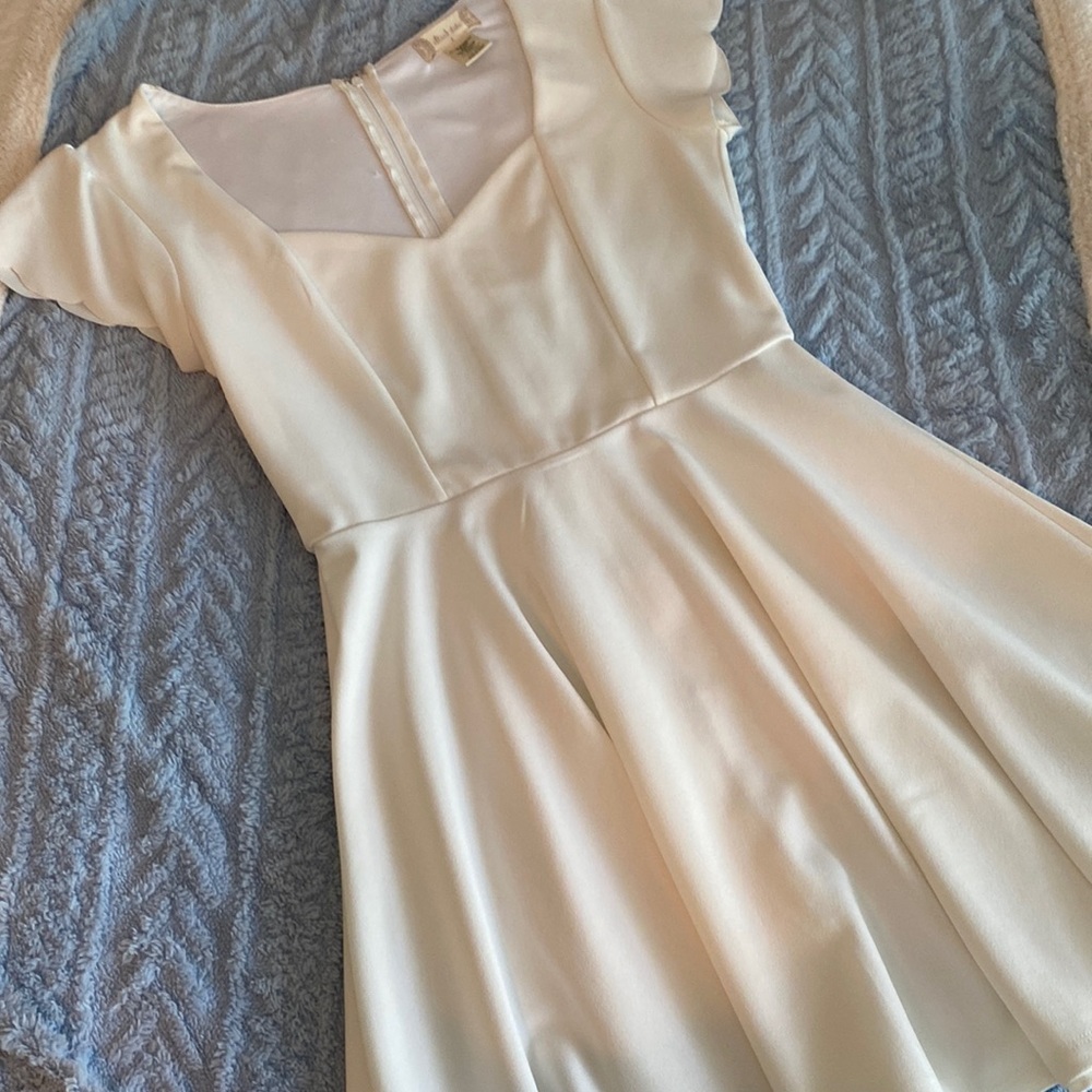 Brand new cream Altar’d State Dress